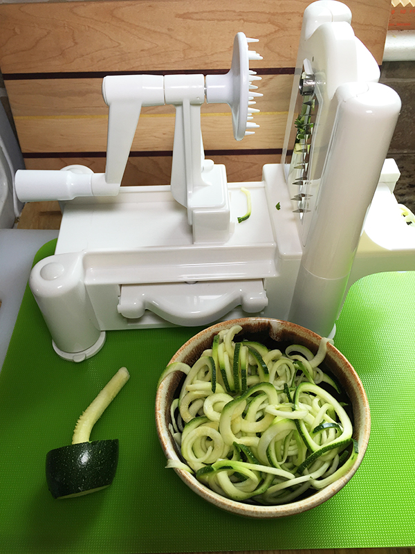 Kitchen Supreme Zucchini Spaghetti Maker Complete Bundle - Best Spiraler  Spiralizer with Peeler & Brush - Noddle Zoodler to Spiral Julienne 